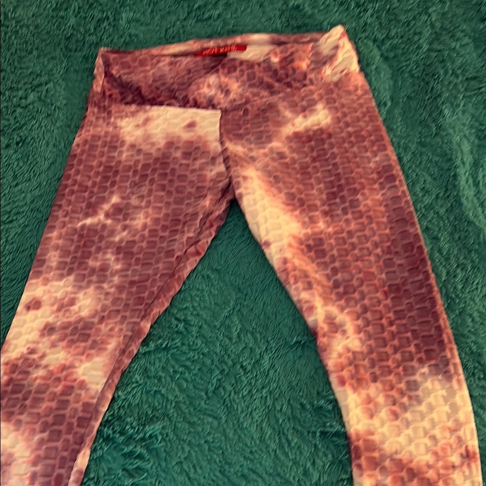 Women’s Purple Tie-Dye Leggings